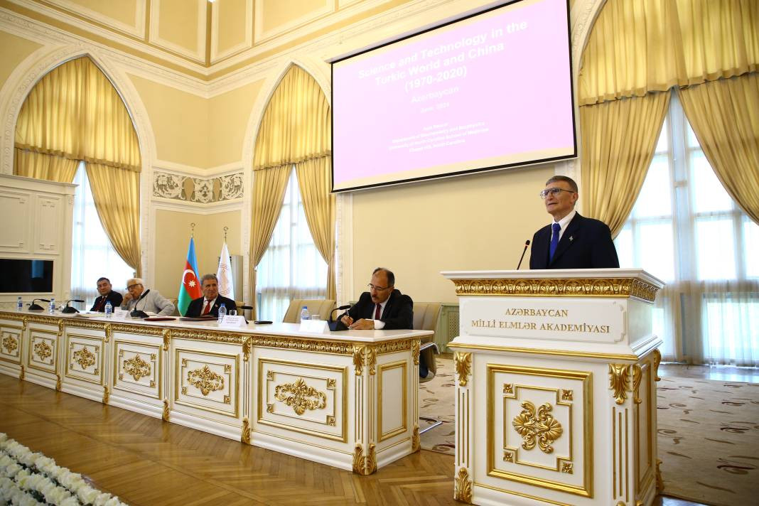 Aziz Sancar’a Azerbaycan Milli İlimler Akademisi onursal üyelik belgesi - Resim: 1